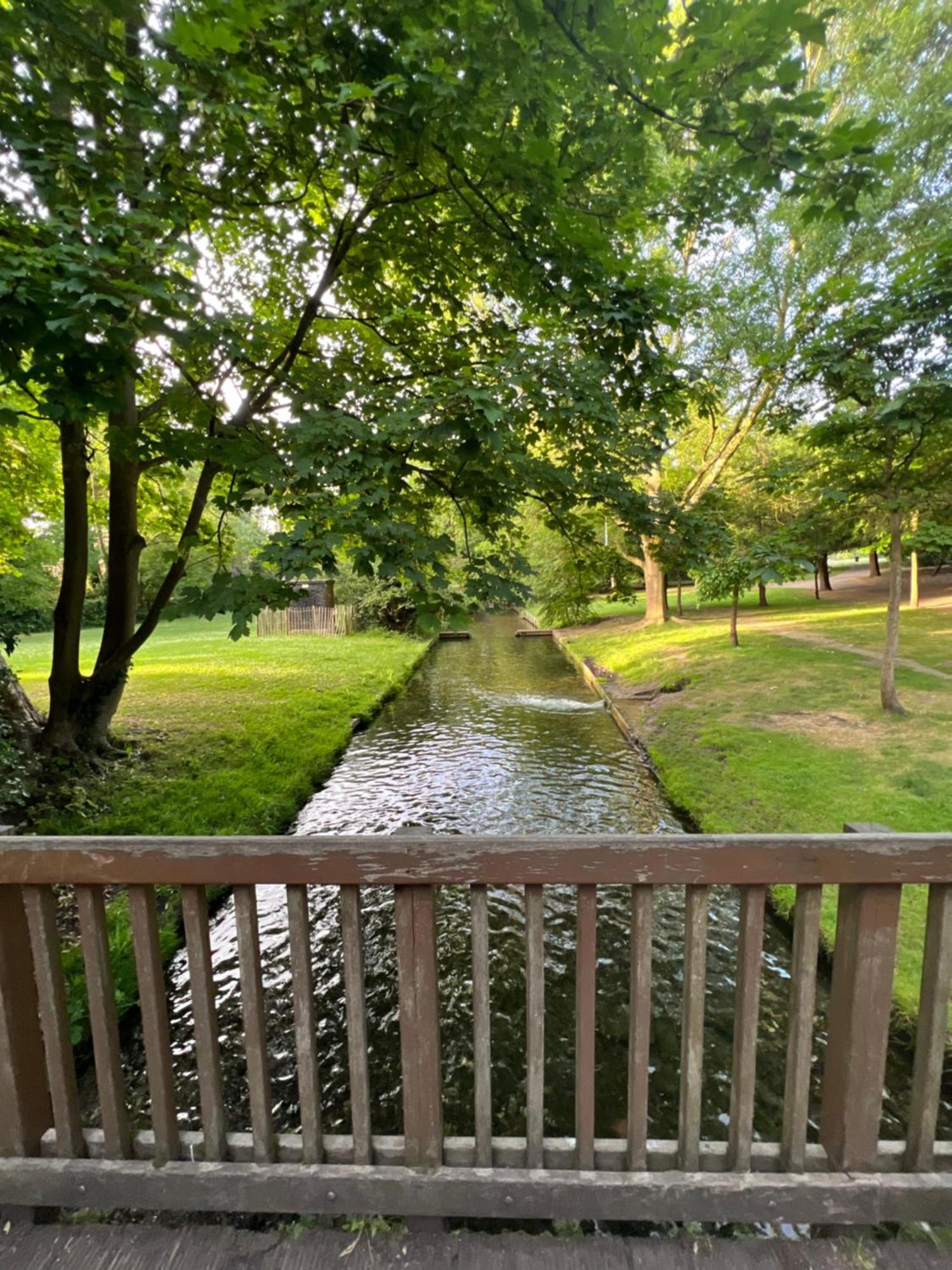 Cosy Private Flat In London, Free Parking On Premise Apartment Carshalton Ngoại thất bức ảnh